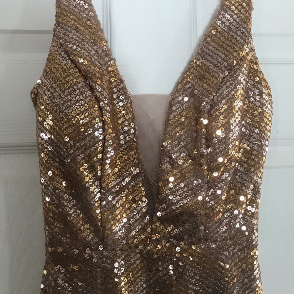 Sequenced floor length dress - Picture 2 of 3